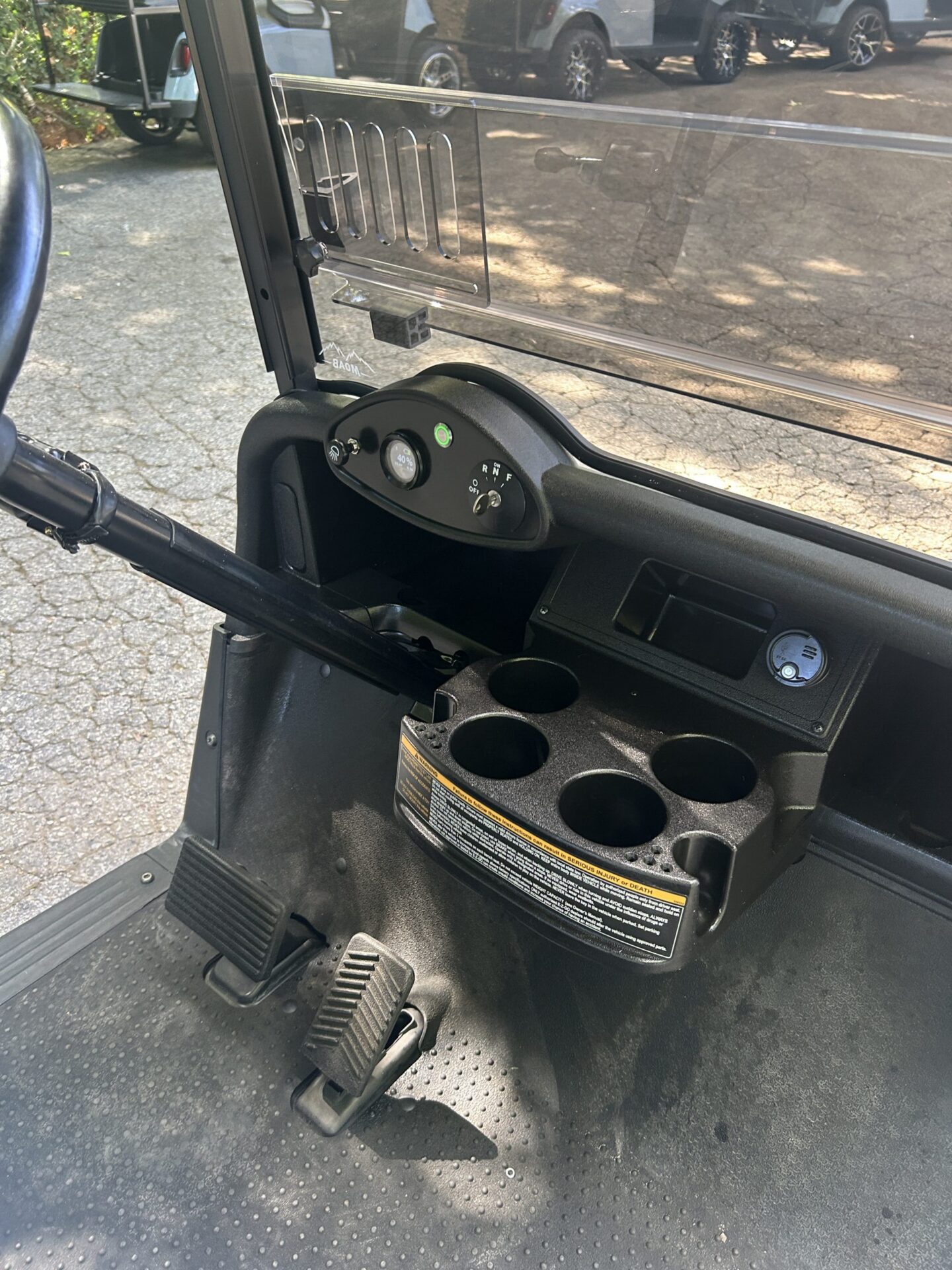 2018 E-Z-GO RXV