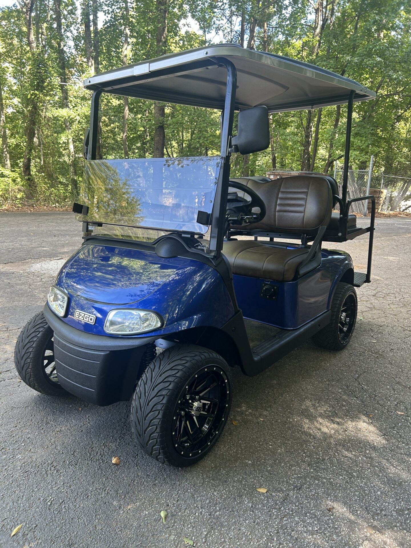2018 E-Z-GO RXV