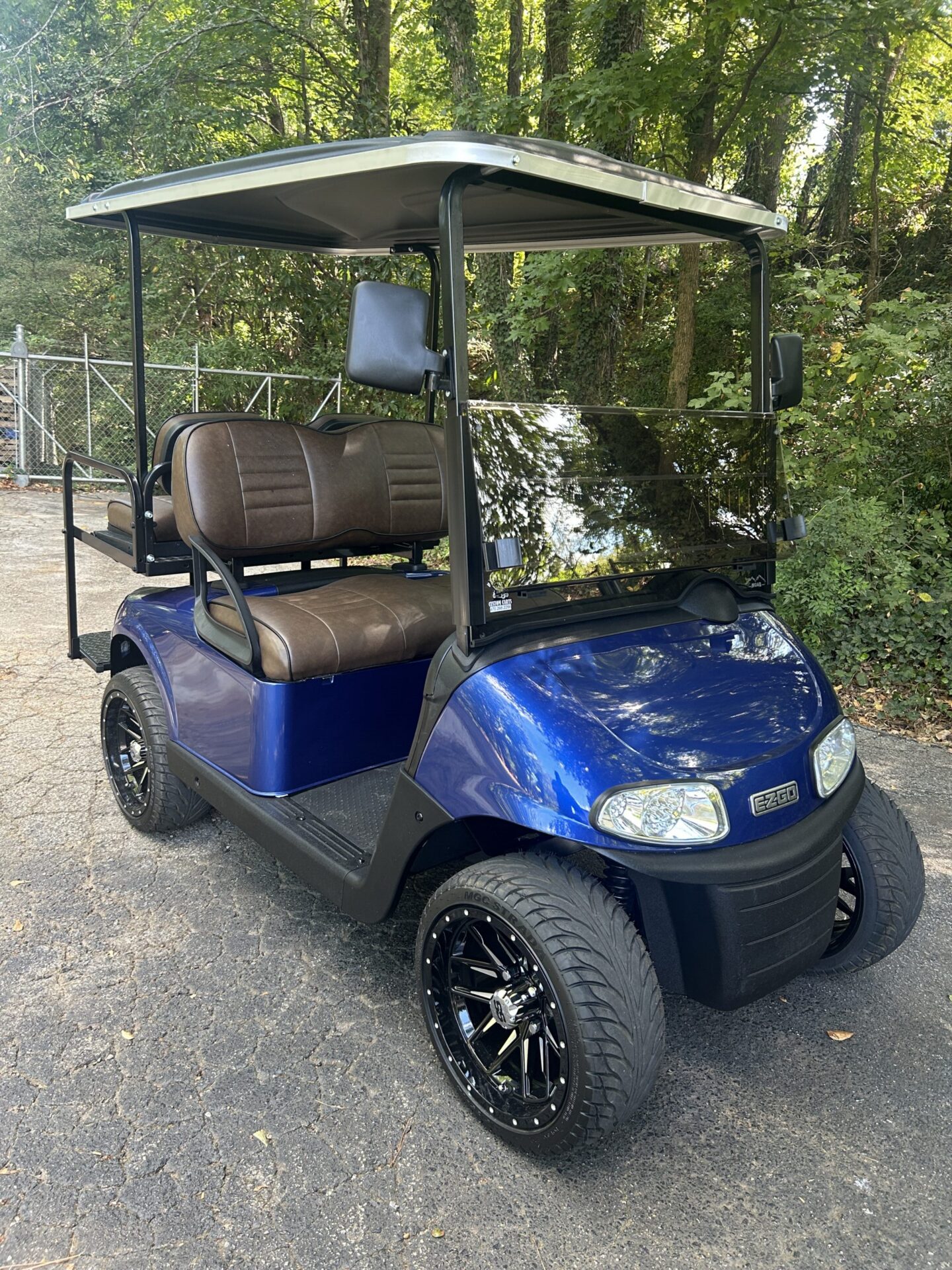 2018 E-Z-GO RXV