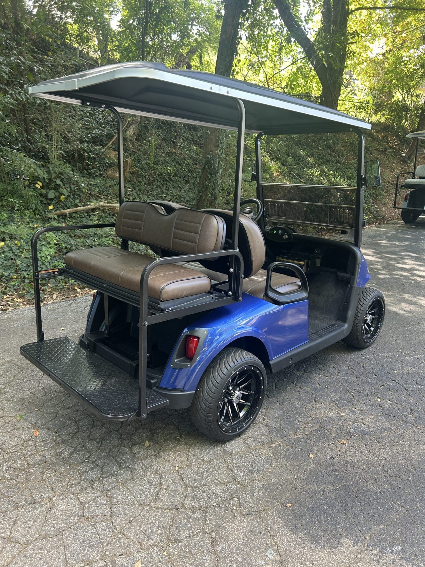 2018 E-Z-GO RXV